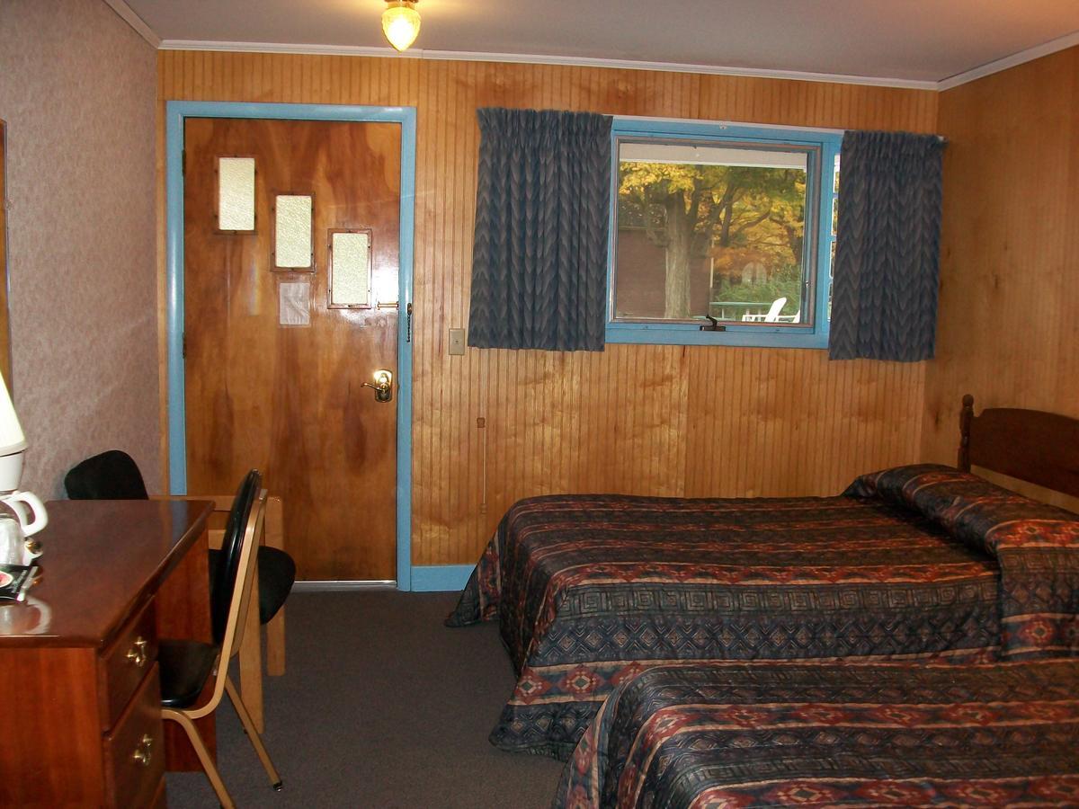 Mohican Motel Cooperstown Exterior photo
