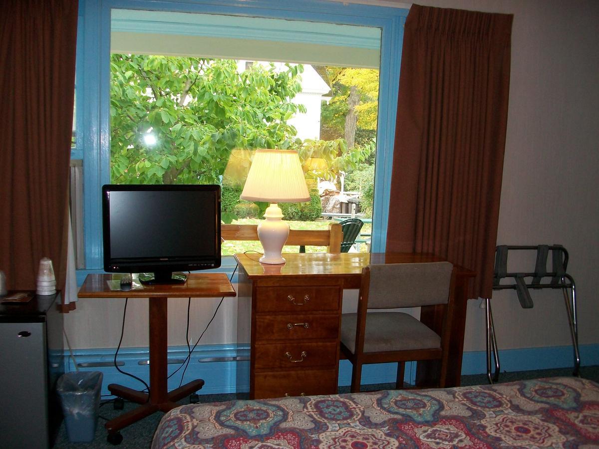Mohican Motel Cooperstown Exterior photo