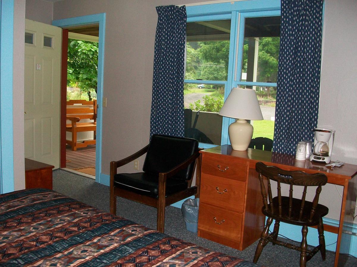 Mohican Motel Cooperstown Exterior photo